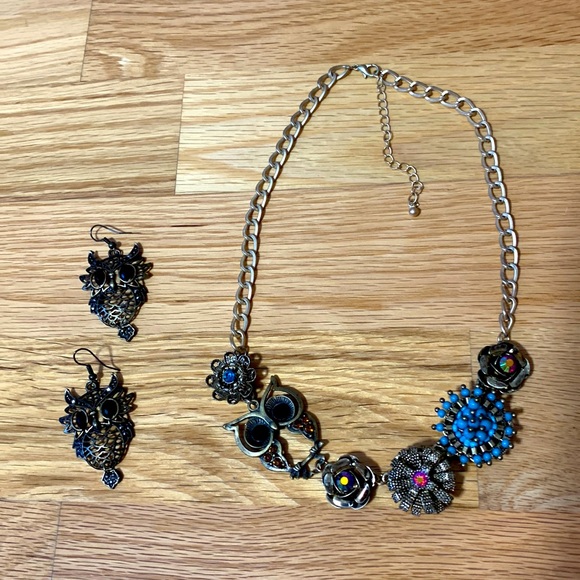 Owl 🦉 Necklace and Earrings 📍FIRM📍NEW 🦉 🦉 2 pcs in jewelry bag - Picture 4 of 16